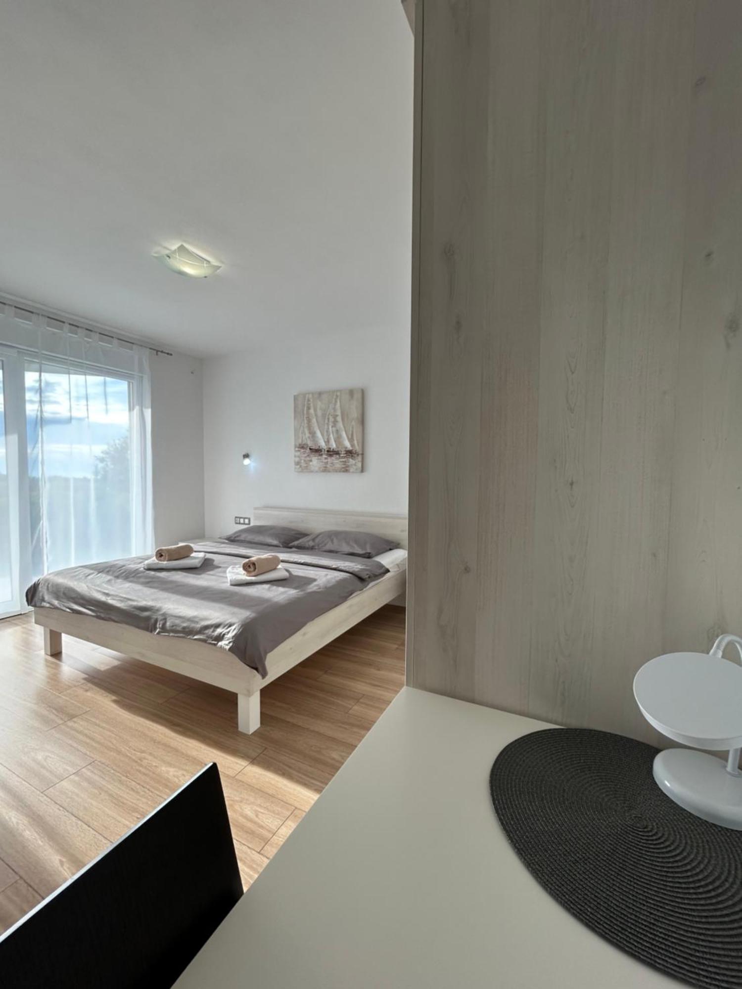 Apartment Fiorella ポレッチ エクステリア 写真